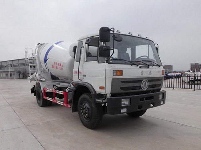 楚勝牌CSC5168GJBE型混凝土攪拌運輸車