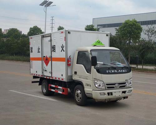 專威牌HTW5041XRQB6型易燃氣體廂式運輸車
